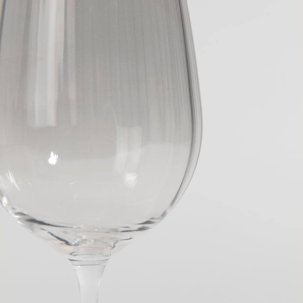 Stielglas aus grauem Glas - Maisons Du Monde