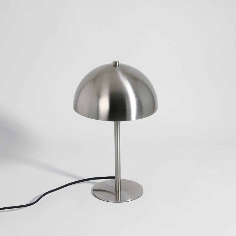 Lampe champignon en acier argenté — vue 3