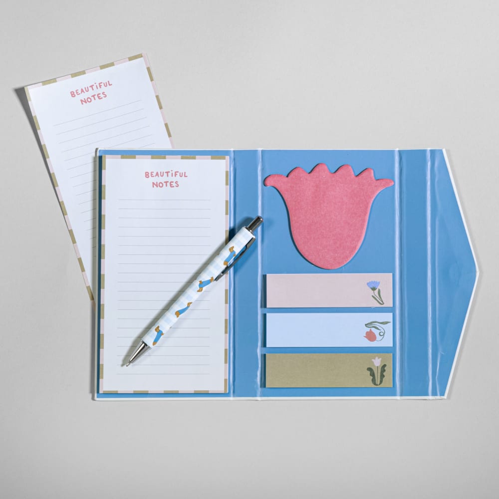 Set aus Haftnotizen und Papierblättern mit mehrfarbigen