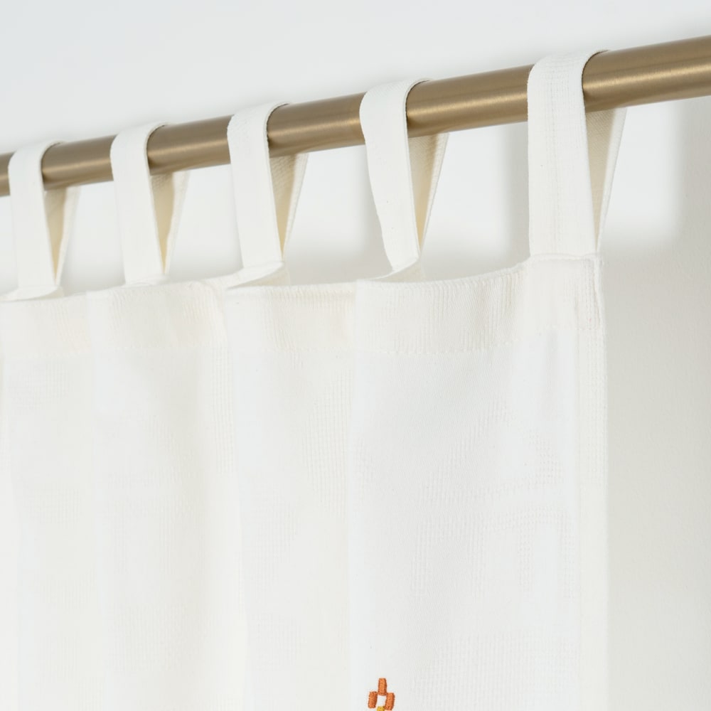 Rideau à pattes en coton blanc motifs jacquards ocres et terracotta, 140x250 cm (vendu à l'unité) — vue 4