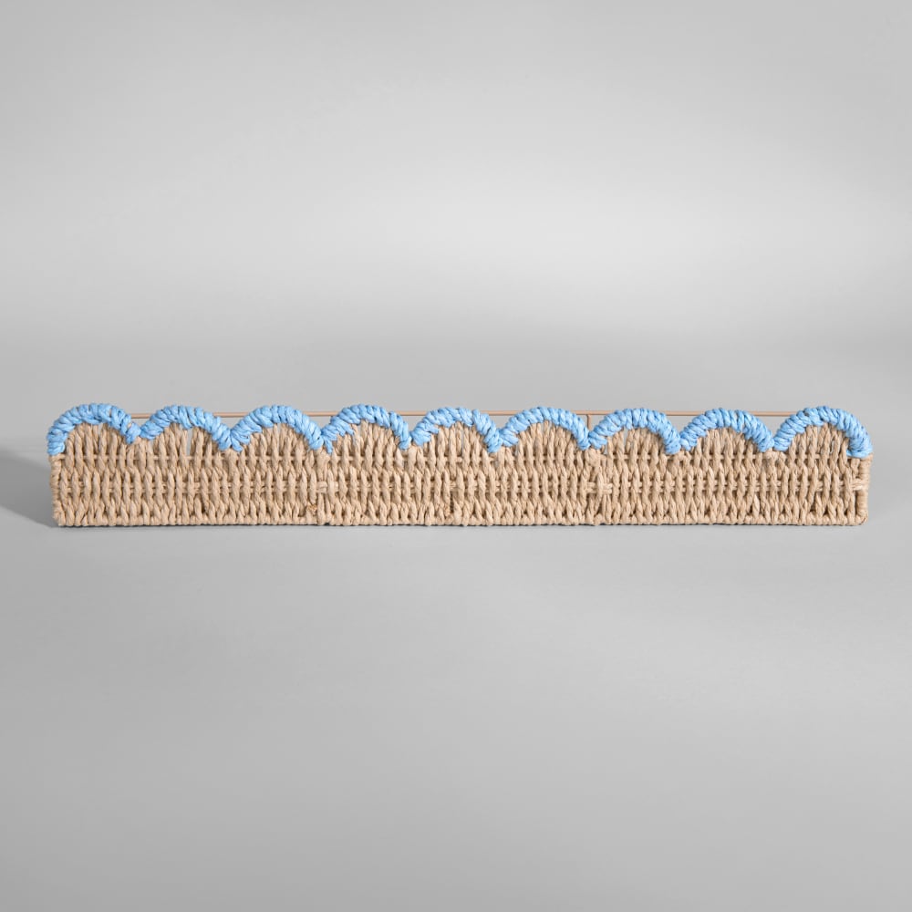 Etagère murale festonnée en papier tressé bicolore