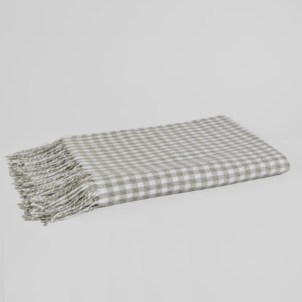 Plaid motif vichy vert et blanc à franges, 130x170 cm