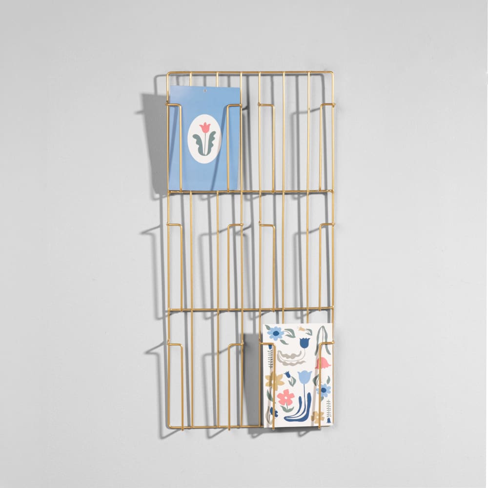 Porte cartes postales en acier filaire doré, 24x51 cm