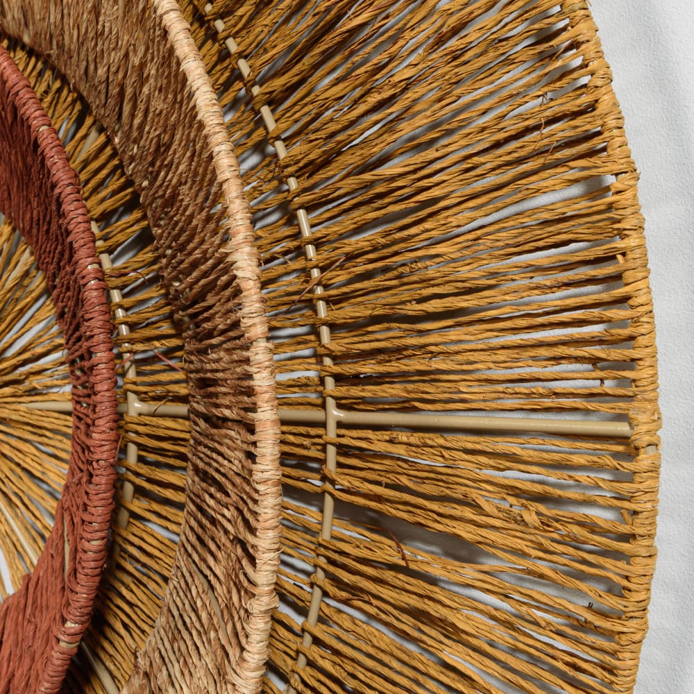 Déco murale ronde en jute tressé beige, marron et jaune, Ø70 cm — vue 4