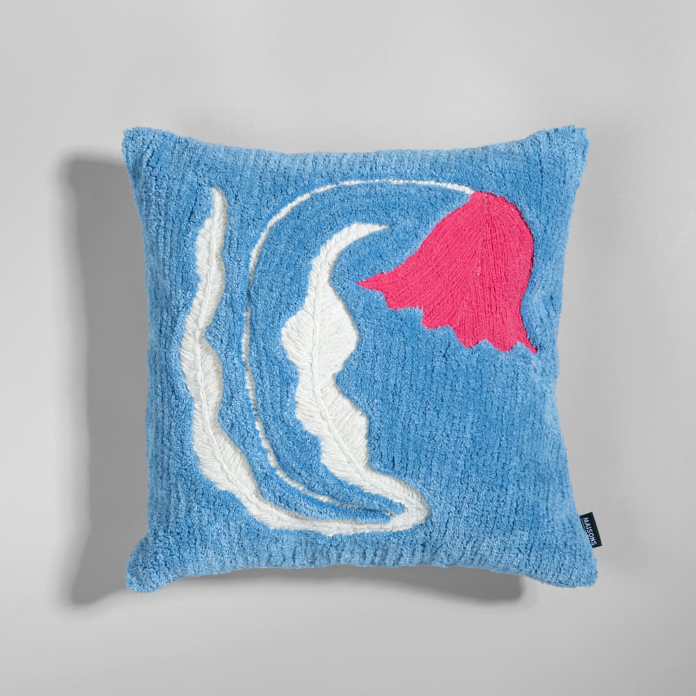 Housse de coussin en coton recyclé bleu tufté motif floral blanc et rose, 40x40 cm