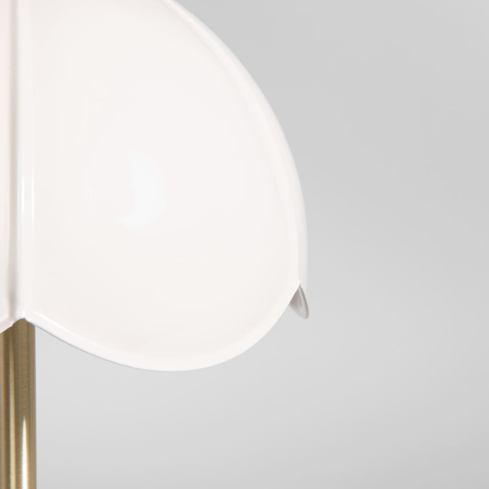 Lampe à poser en acier doré et abat-jour corolle écru — vue 4