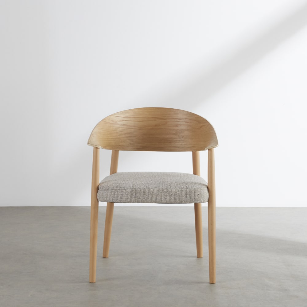Beige Esszimmerstuhl mit Beinen aus massivem Buchenholz - Maisons