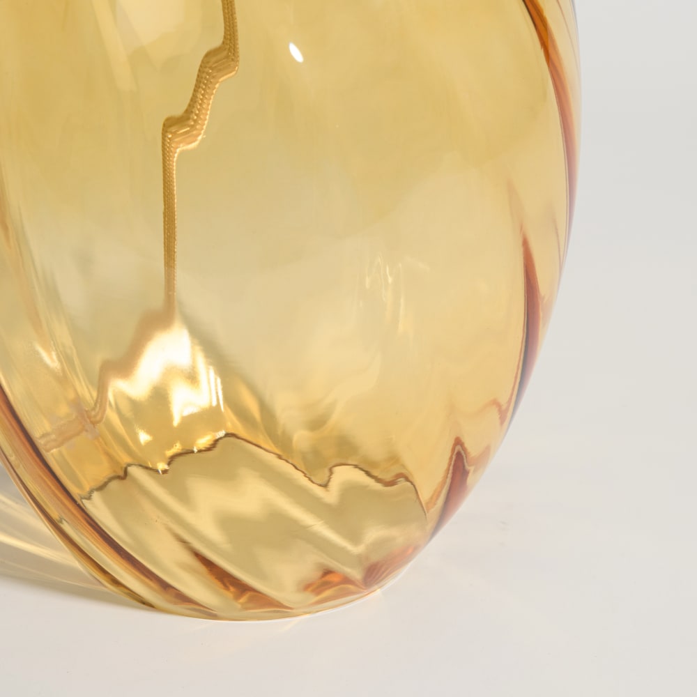 Lampe en verre strié orange — vue 4
