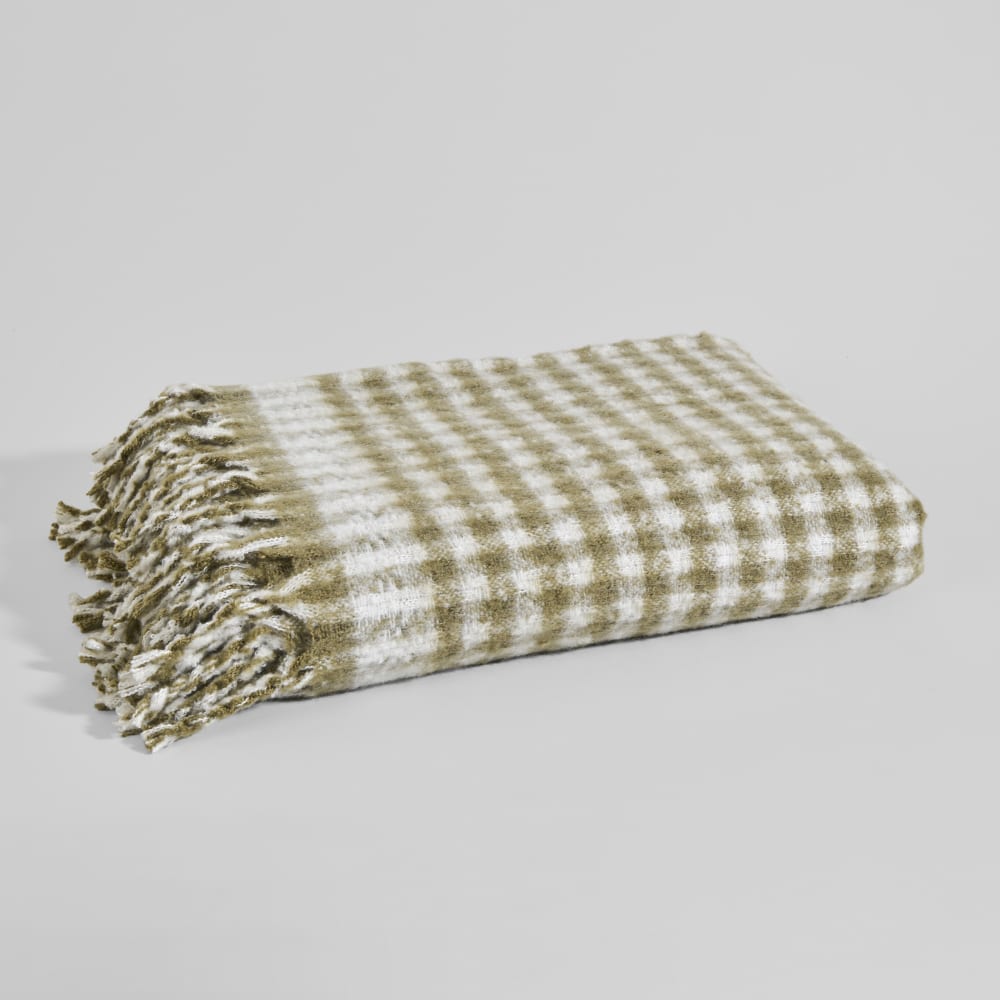 Plaid en polyester recyclé motif vichy vert et écru à franges, 130x170 cm