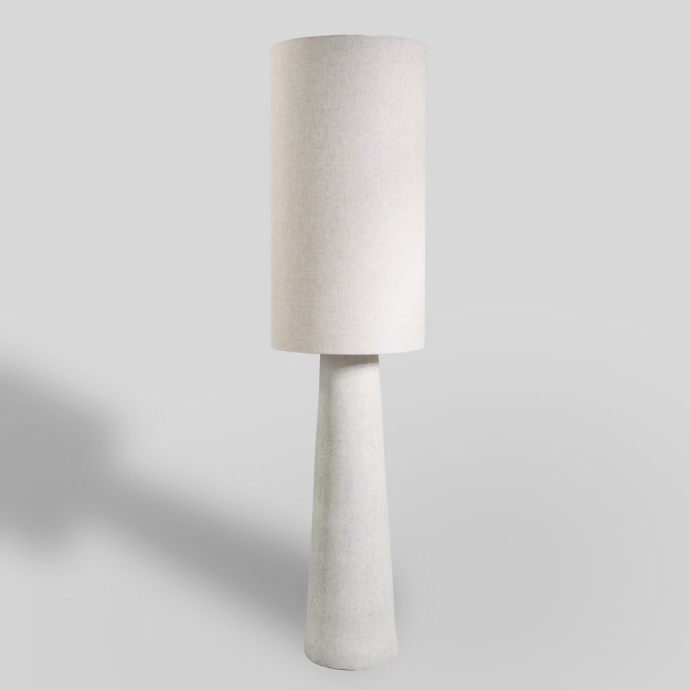 Lampadaire en fibre de verre et abat-jour en lin crème H142