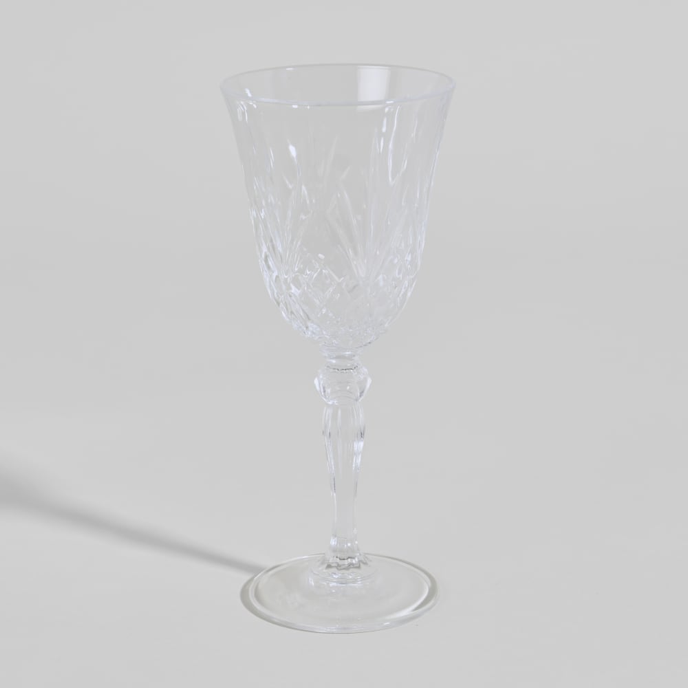 Petit verre à pied en cristal taillé transparent
