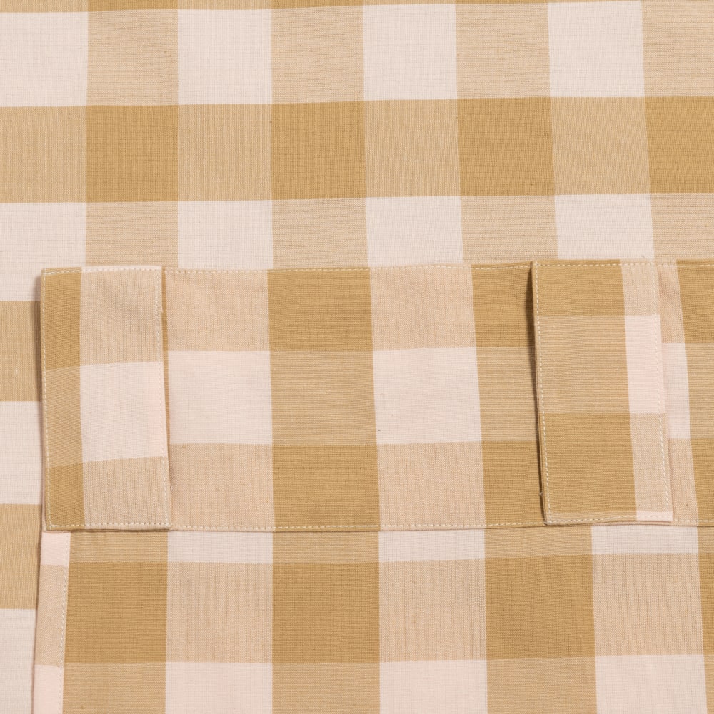 Rideau à pattes cachées en coton recyclé motif vichy ocre et écru, 140x250 cm (vendu à l'unité) — vue 4