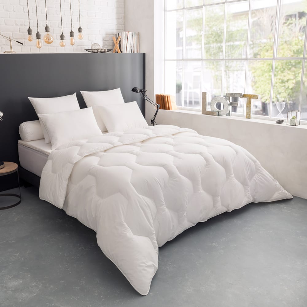 Couette thermorégulée tempérée 140x200 cm - Maisons du Monde