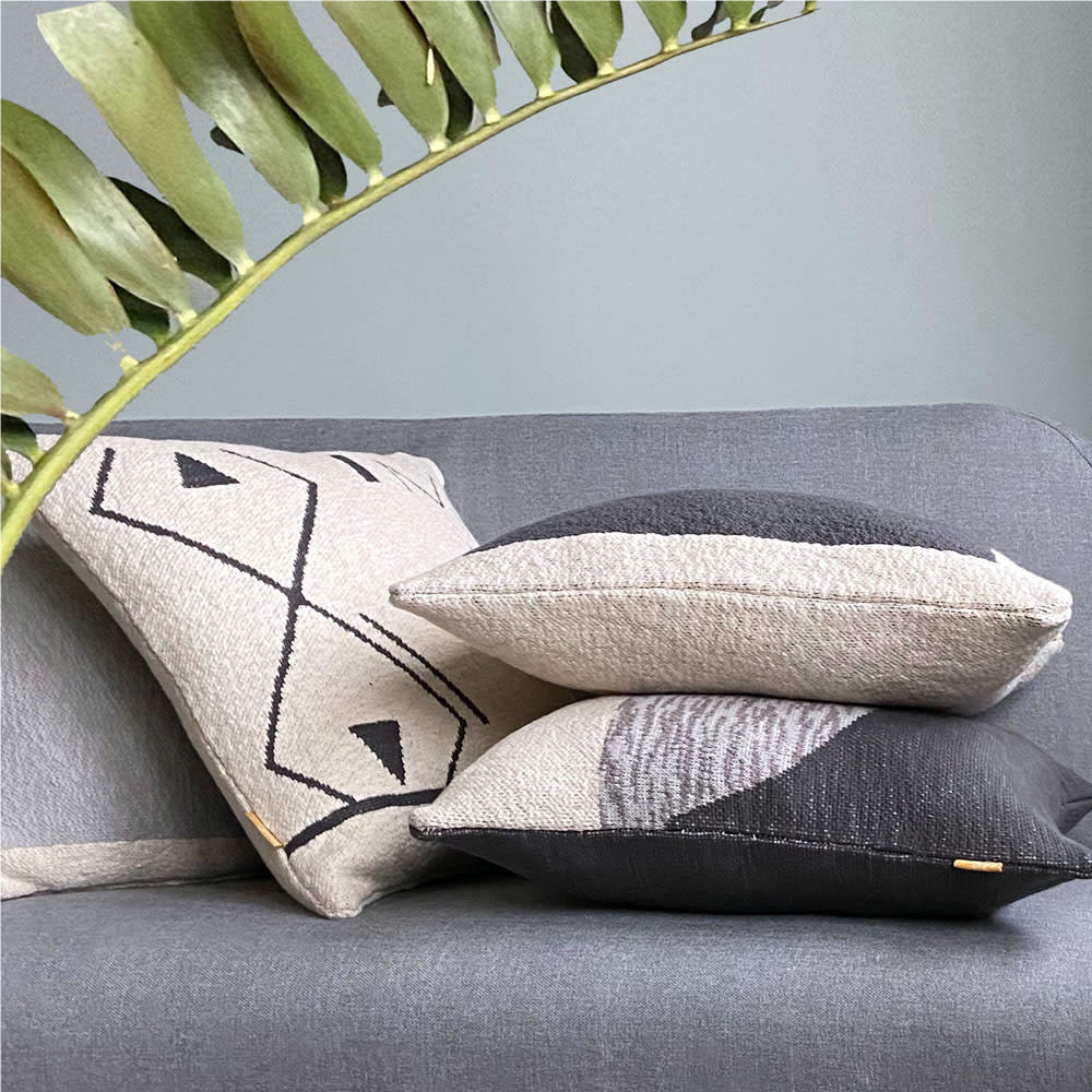 Cojín plano cuadrado negro algodón 50x50 - Maisons du Monde