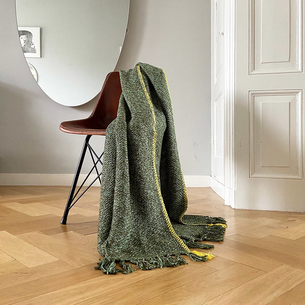 Manta verde oliva acrílico 125x150