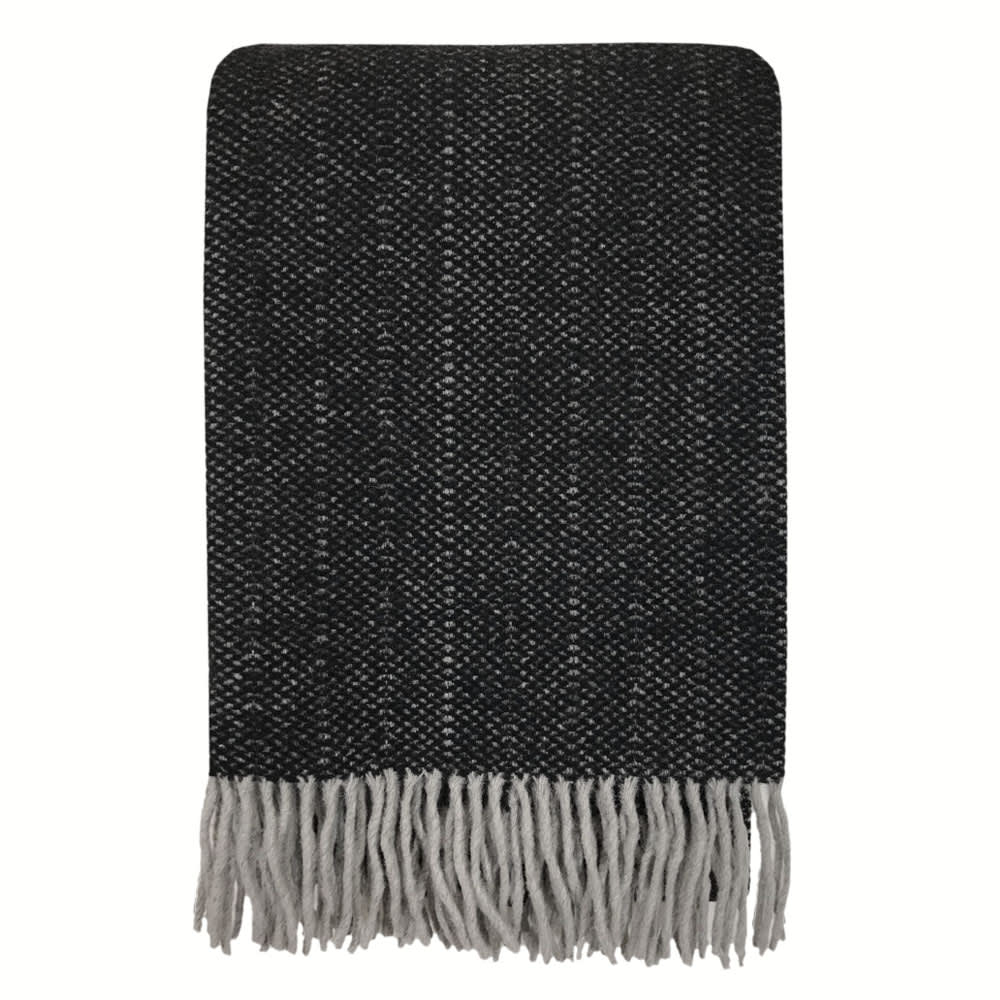 Plaid en laine recyclée noire crow 125x170 - Maisons du Monde