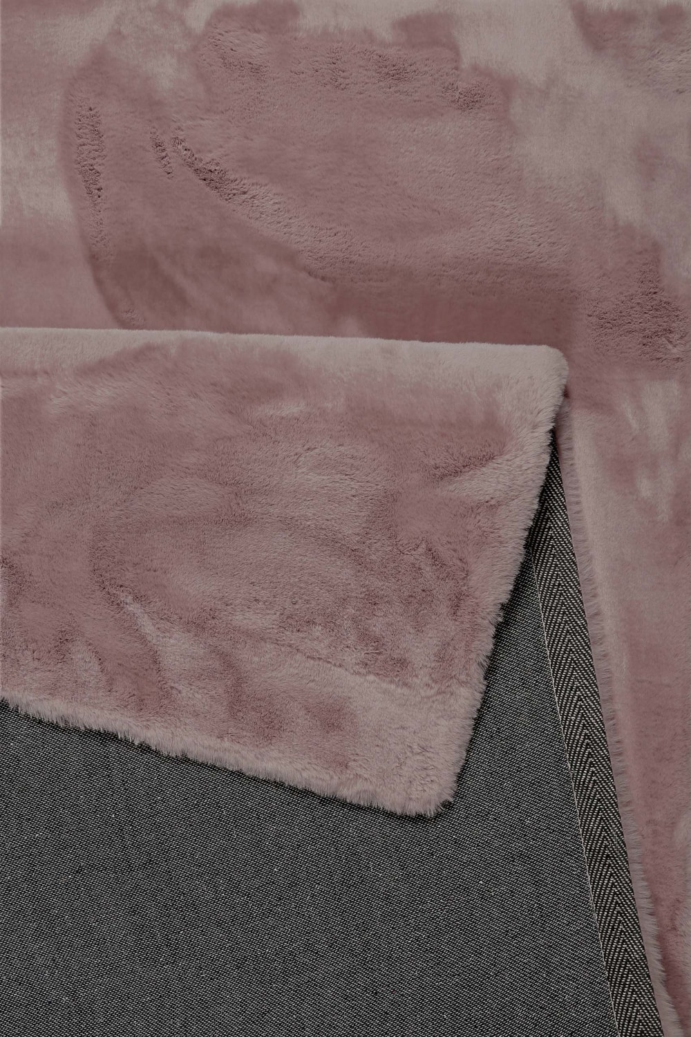 Tapis imitation fourrure lapin doux tufté rose pour salon 130x190 — vue 4