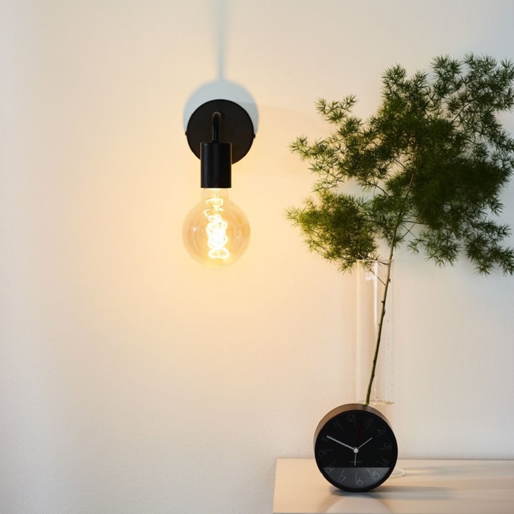 Wandleuchte aus Metall 1xE27, schwarz - Maisons Du Monde