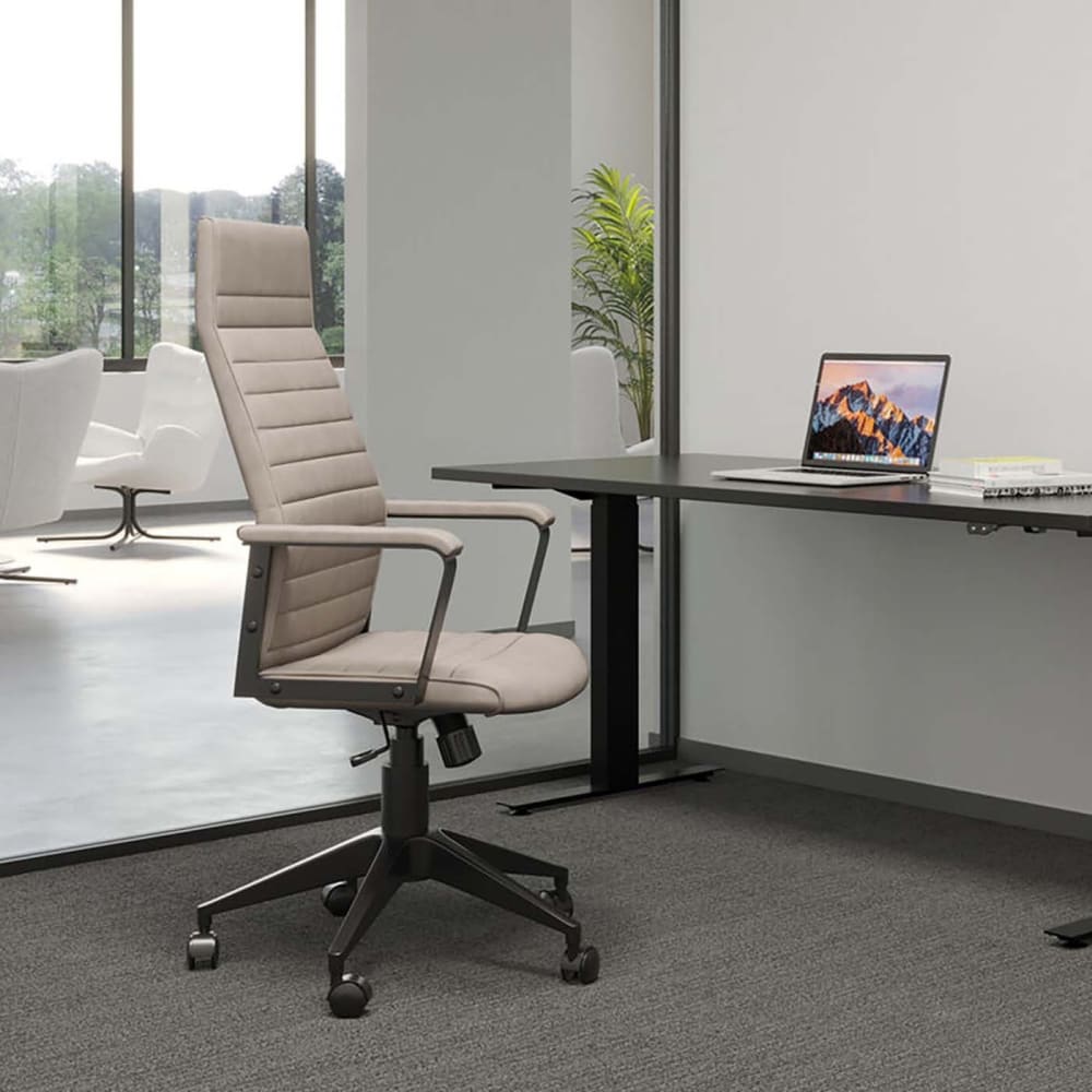 Bürostuhl in Leder-Optik, höhenverstellbar, drehbar, beige -