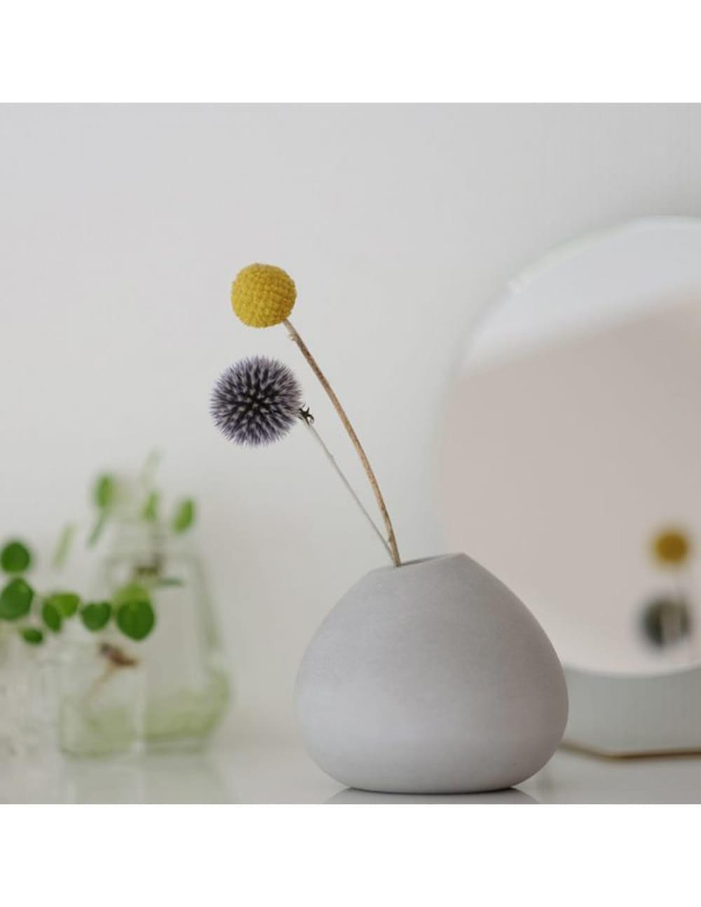 Soliflore en béton cream gold — vue 3