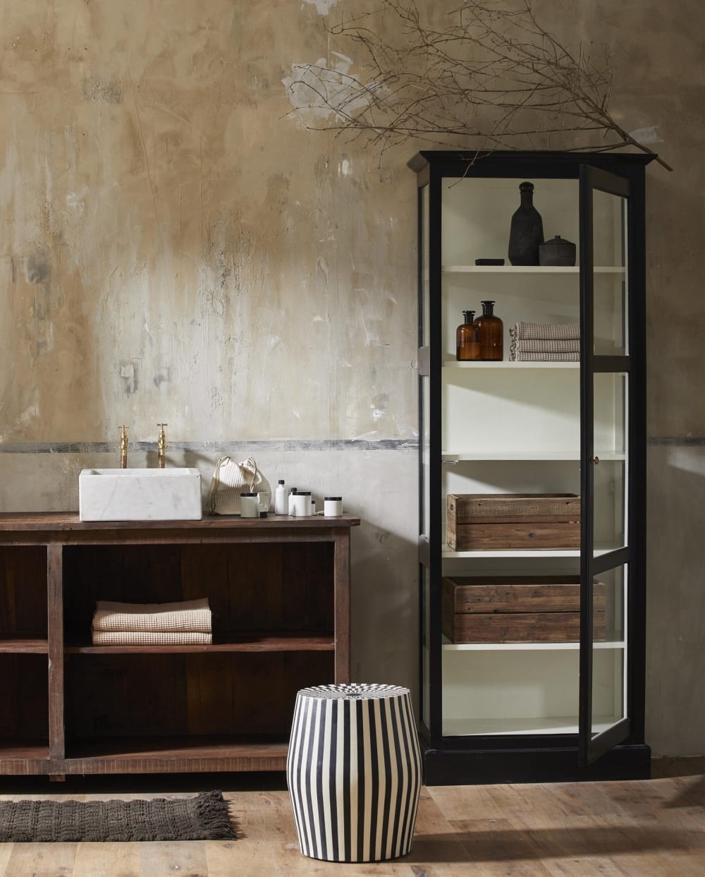 Vitrinenschrank CLASSIC 212cm, Schwarz - Maisons Du Monde
