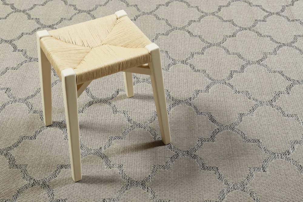 Tapis exterieur beige motif oriental gris 200x133 - Maisons du Monde
