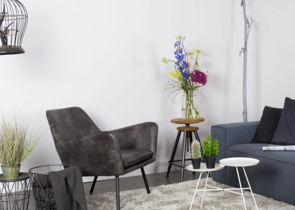 Fauteuil lounge aspect cuir vintage gris très foncé