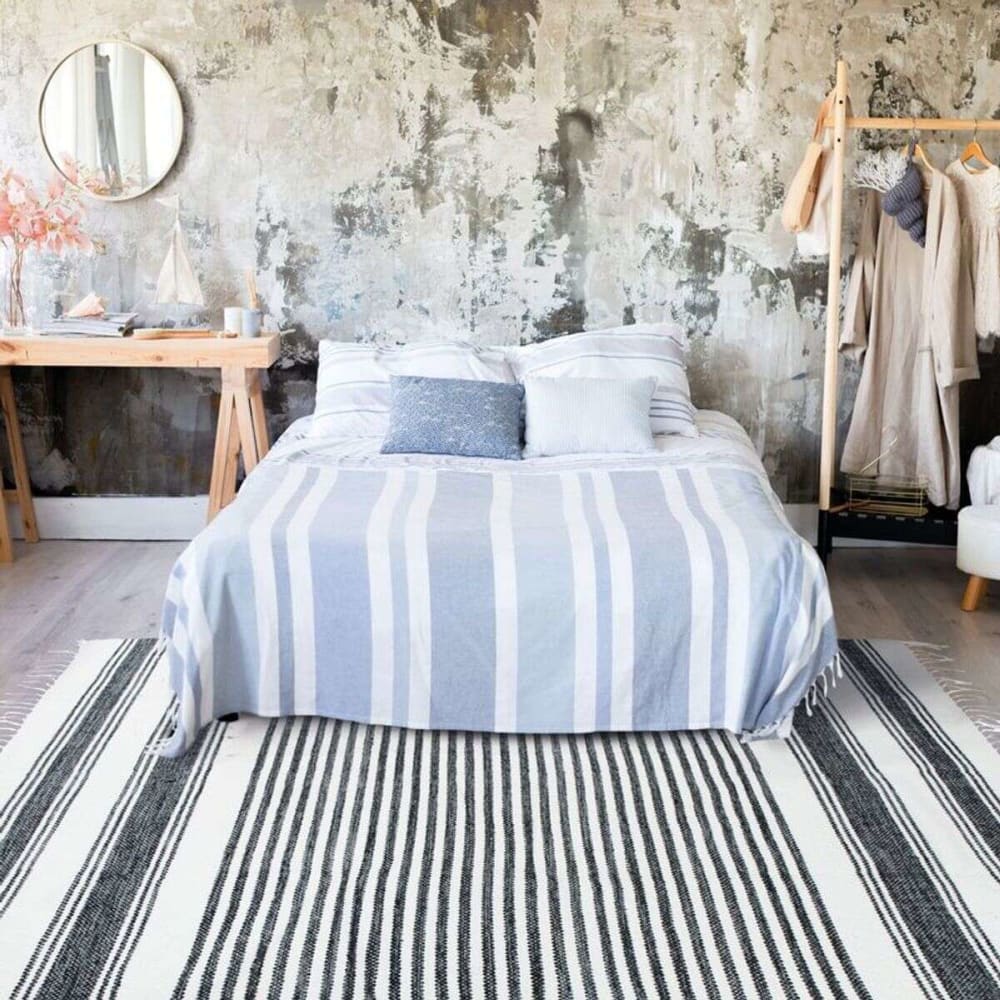 The Deco Factory Tapis en coton lignes noir-gris-blanc 190x290 style bord de mer Certifié Oeko-Tex