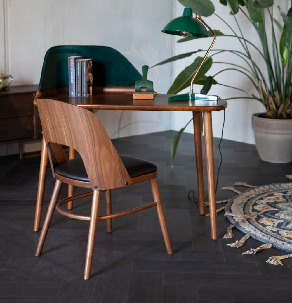 Silla de comedor de polipiel negra y madera oscura - Maisons du Monde