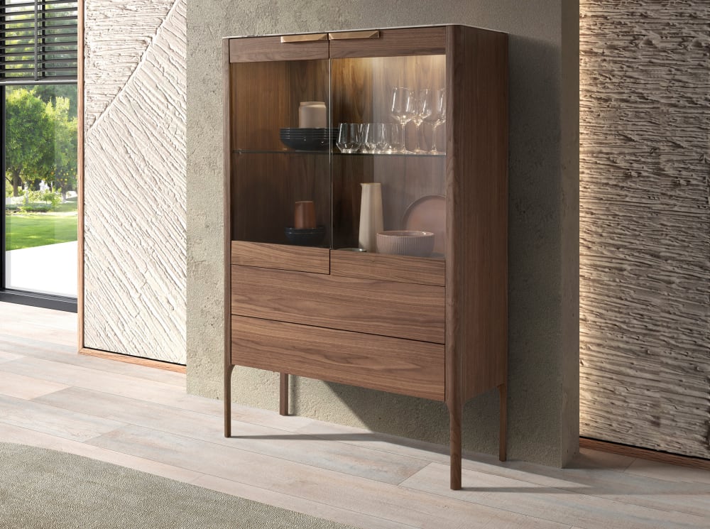 Vitrine effet bois noyer et verre - Maisons du Monde