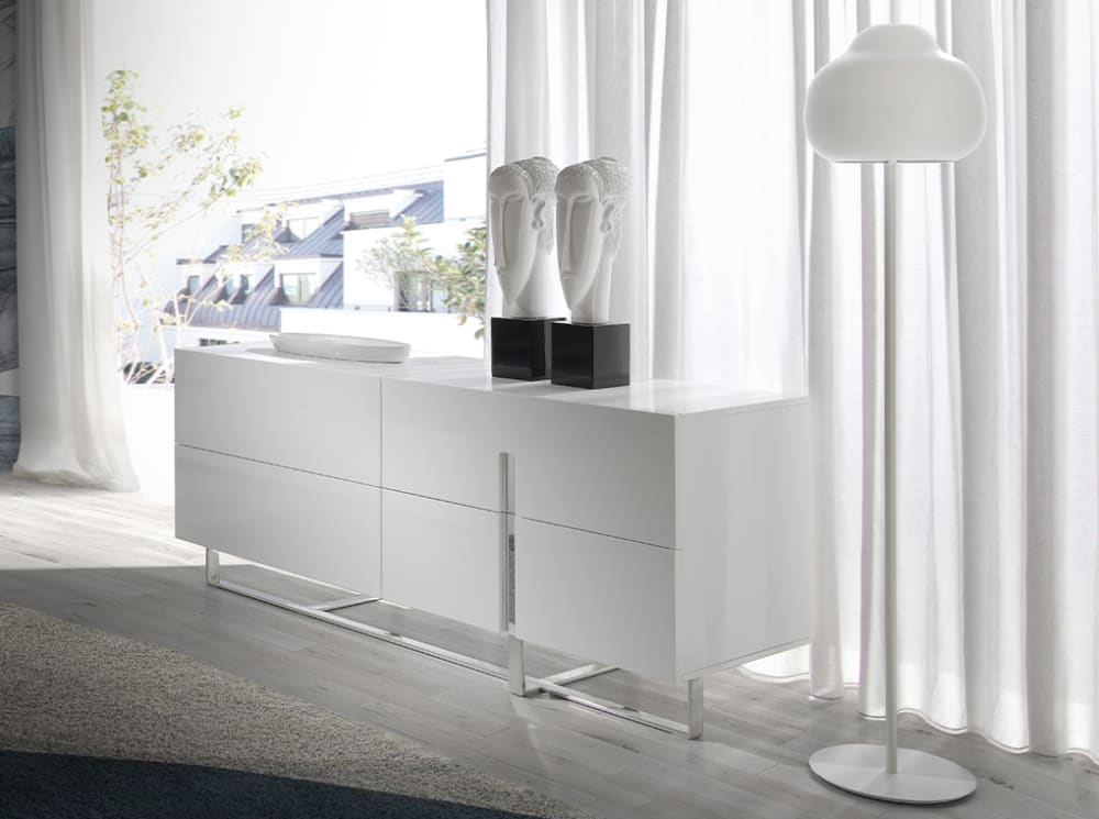 Weißes Sideboard mit Stahlbeinen - Maisons Du Monde