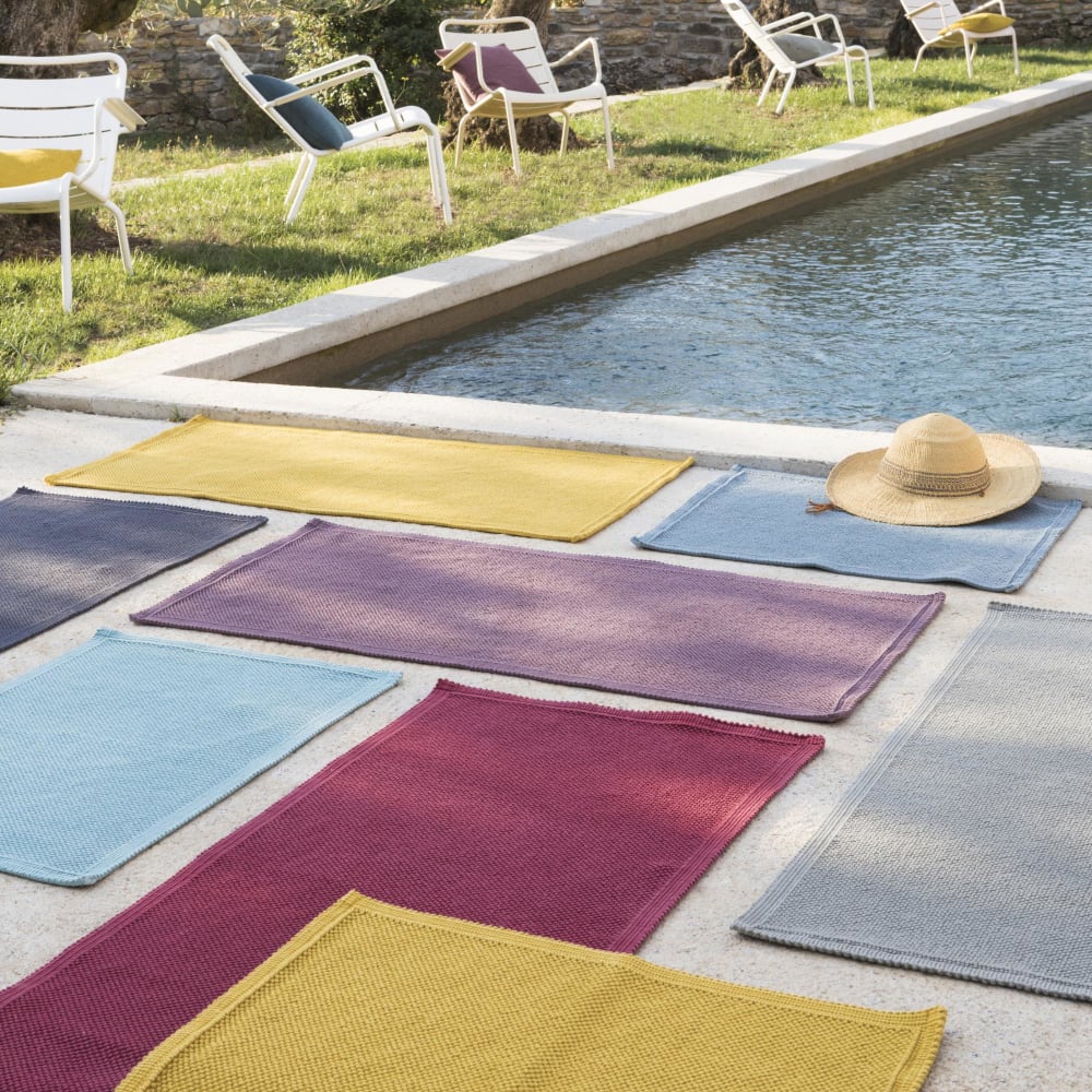 Tapis de bain uni en coton vert de gris 54 x 64 cm — vue 3