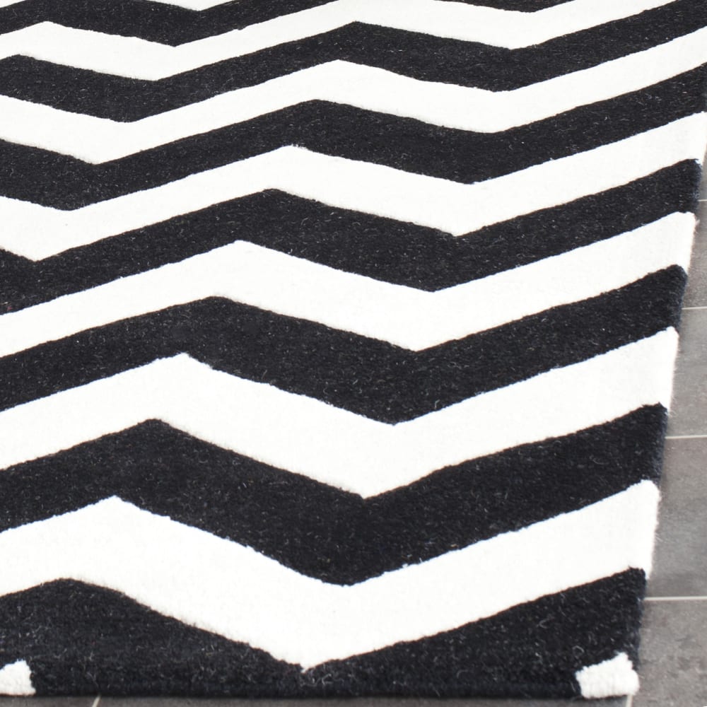 Tapis contemporain en laine blanc/noir, 122 x 183 cm — vue 4