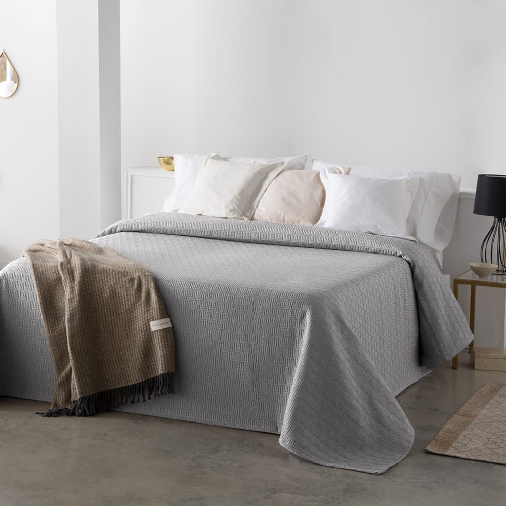 Guy Laroche Baumwolltagesdecke 180x270; erden-braun style modern Beige Öko-Tex Zertifikat Baumwolle