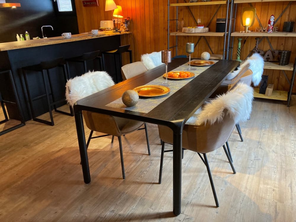 Esstisch aus Eschenholz in Schwarz - Maisons Du Monde