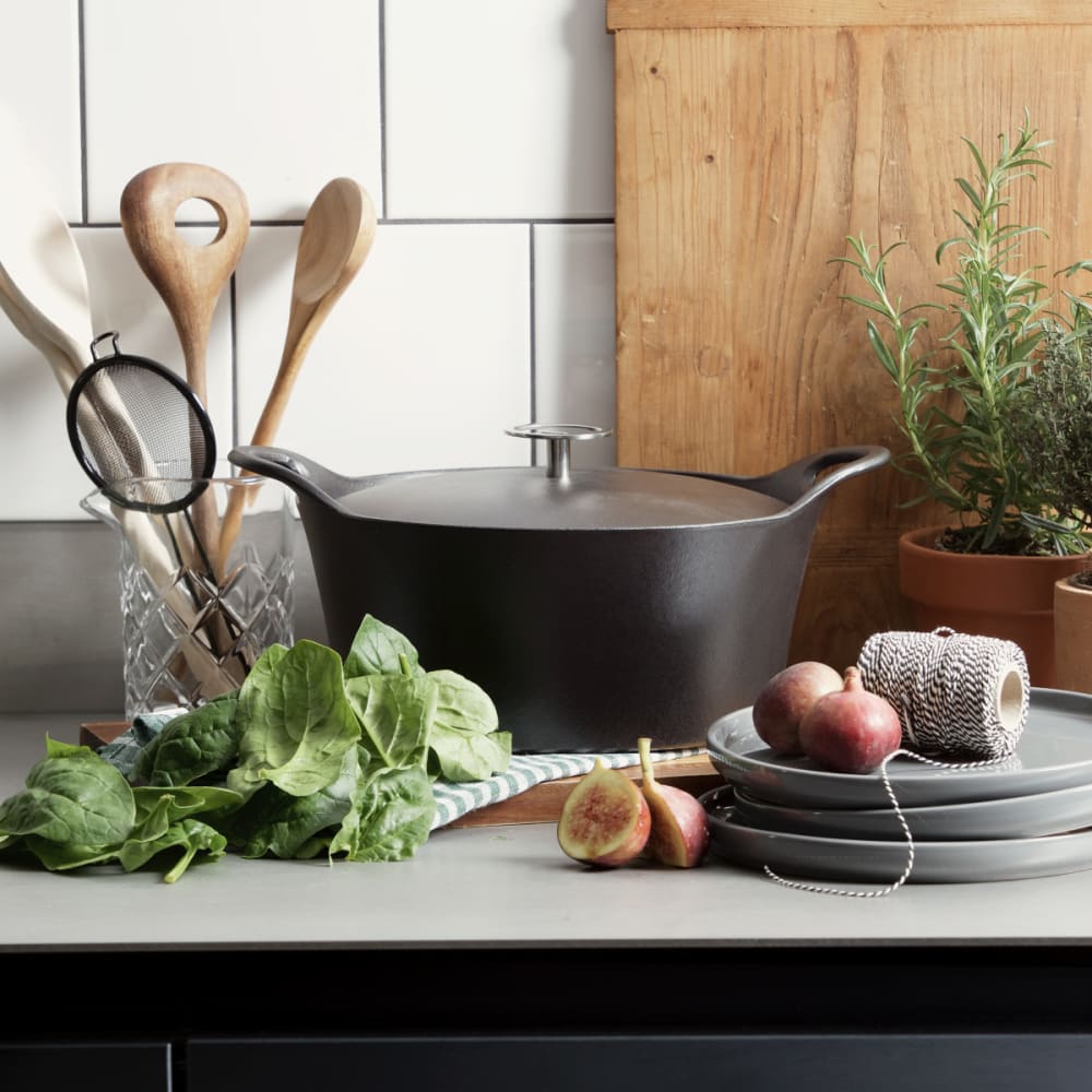 Cocotte ronde noire 24cm