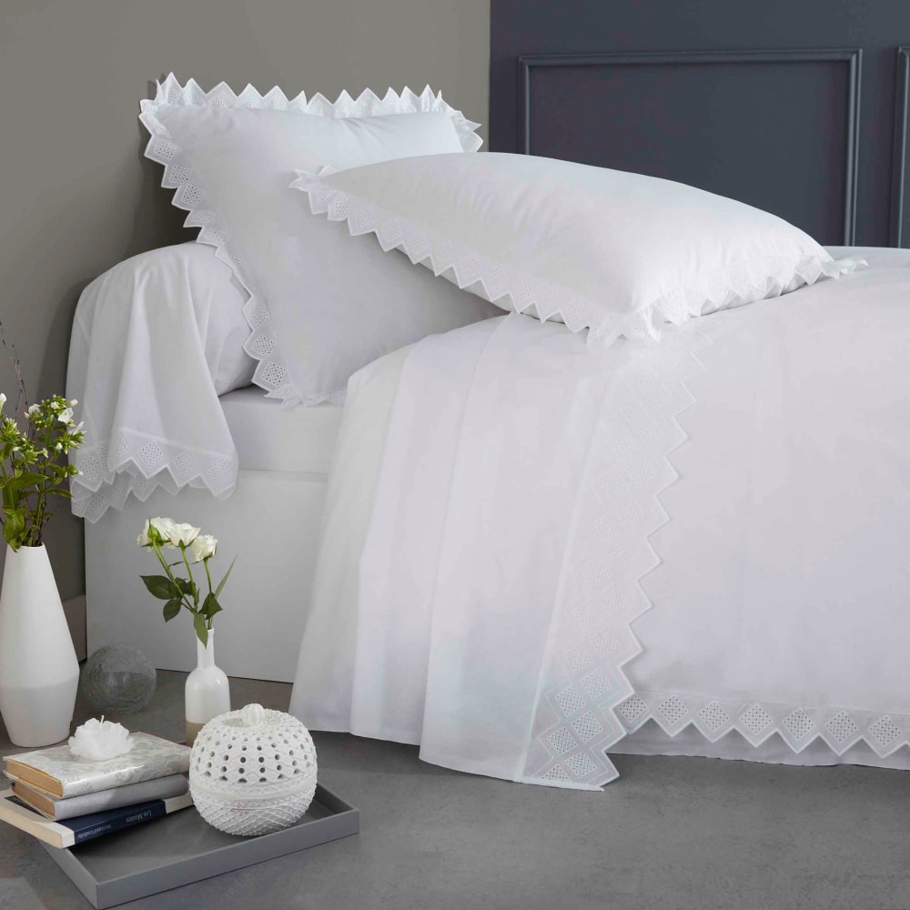 Taie de traversin brodée en coton blanc 85x185 - Maisons du Monde