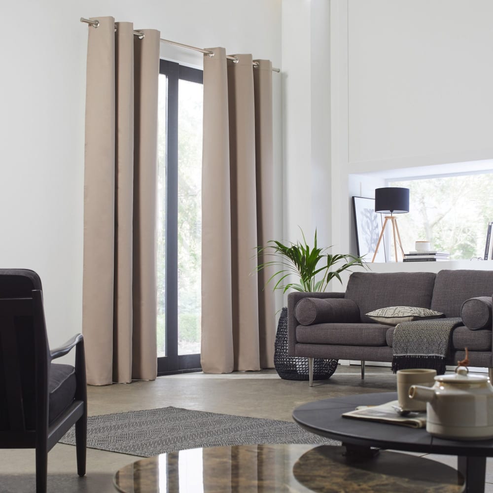 Tenda 100% tessuto oscurante rivestito in pvc grigio 145x270 cm -