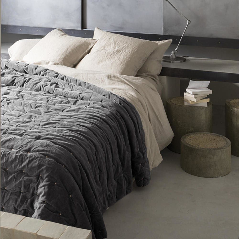 Jeté finition capiton en coton tonnerre 240 x 260 cm - Maisons du Monde