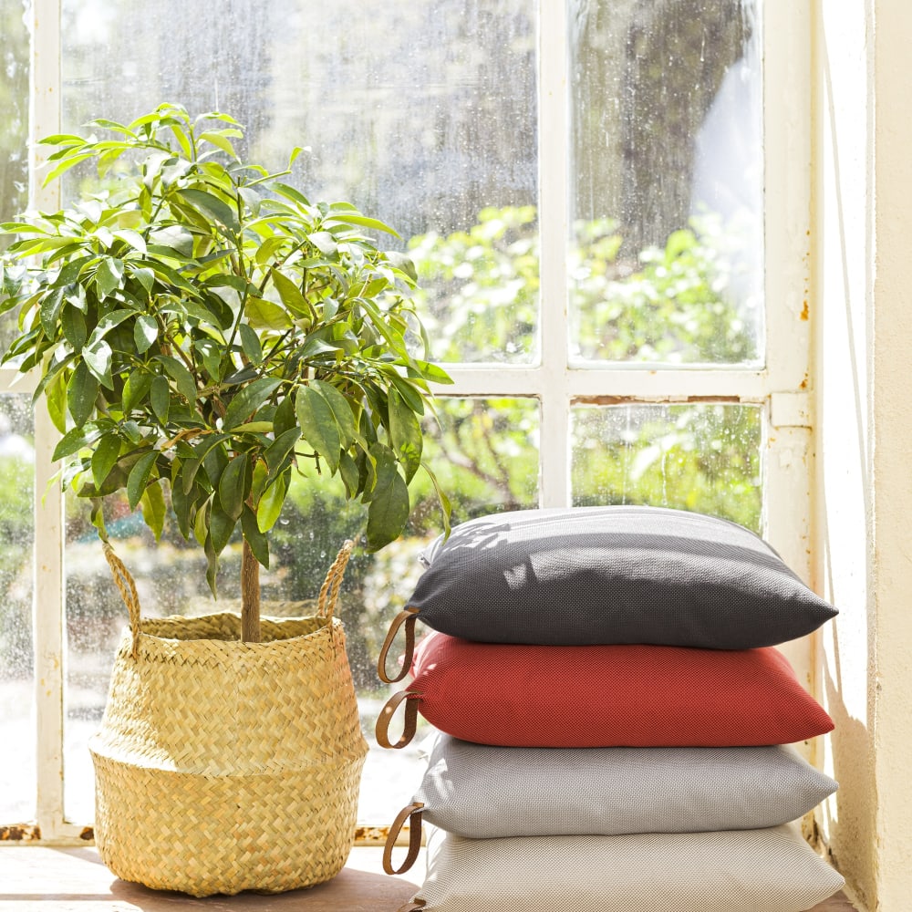 Housses de coussin exterieur poignée simili cuir gris- lot de 2-50x50 - Maisons du Monde