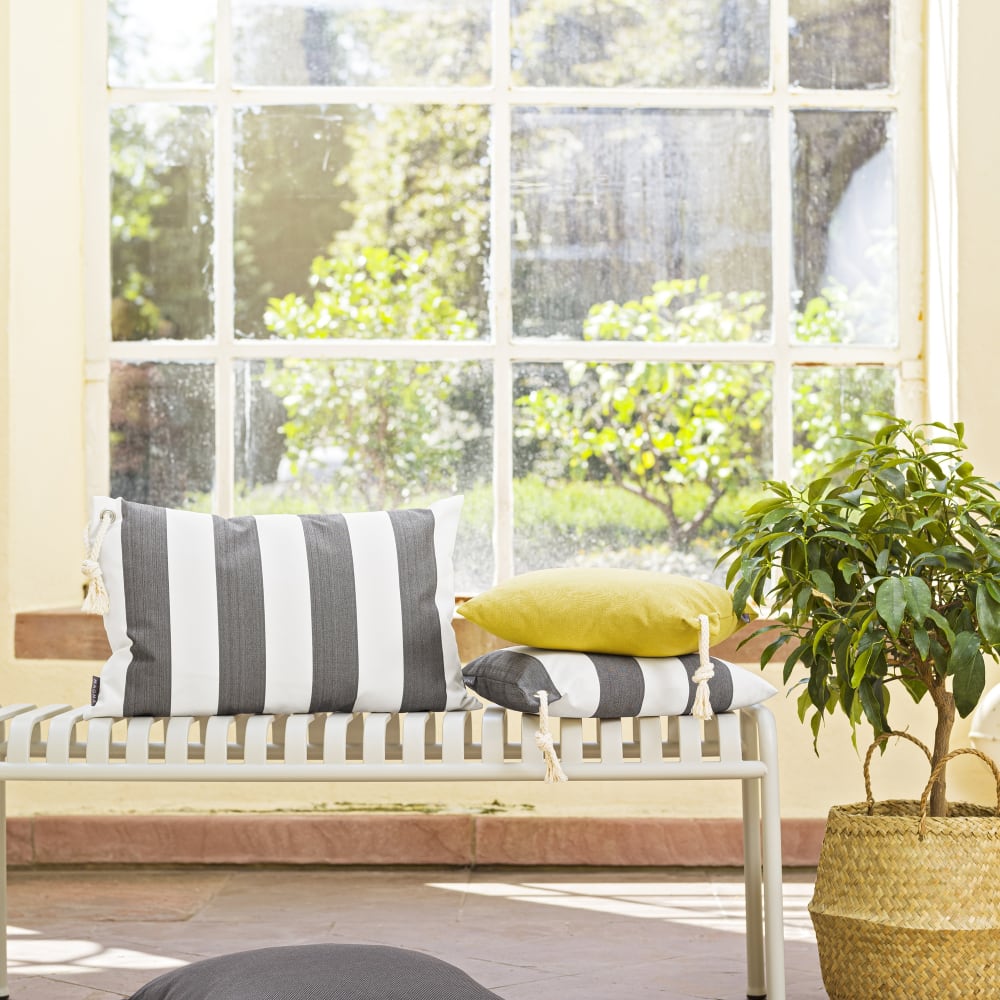 Housses de coussin rayées anthracite/blanc avec corde-lot de 2-40x40 - Maisons du Monde