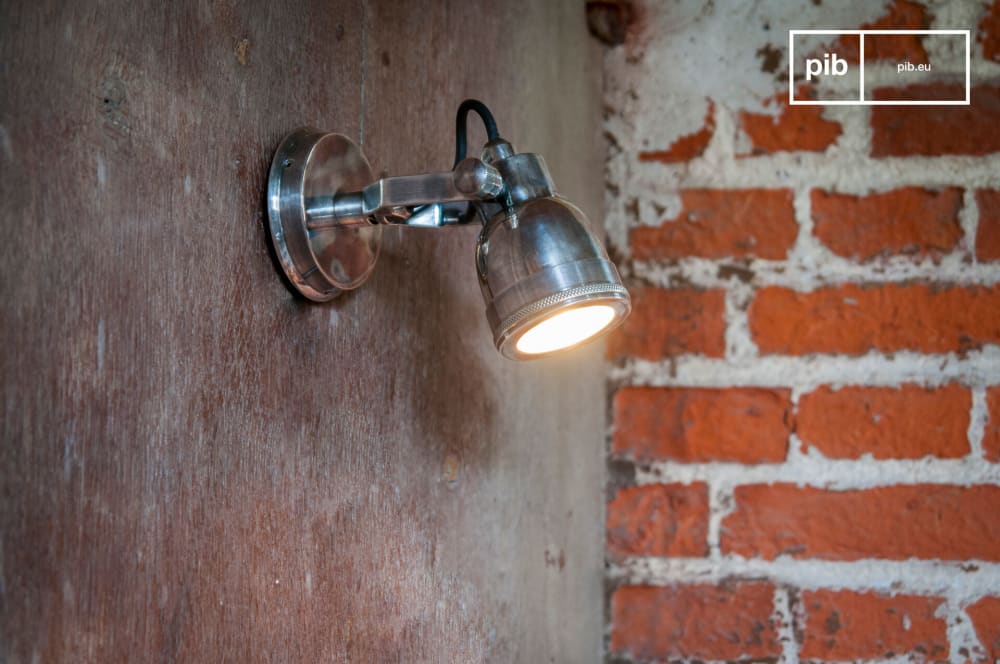 Lampada da parete in argento placcato - PIB