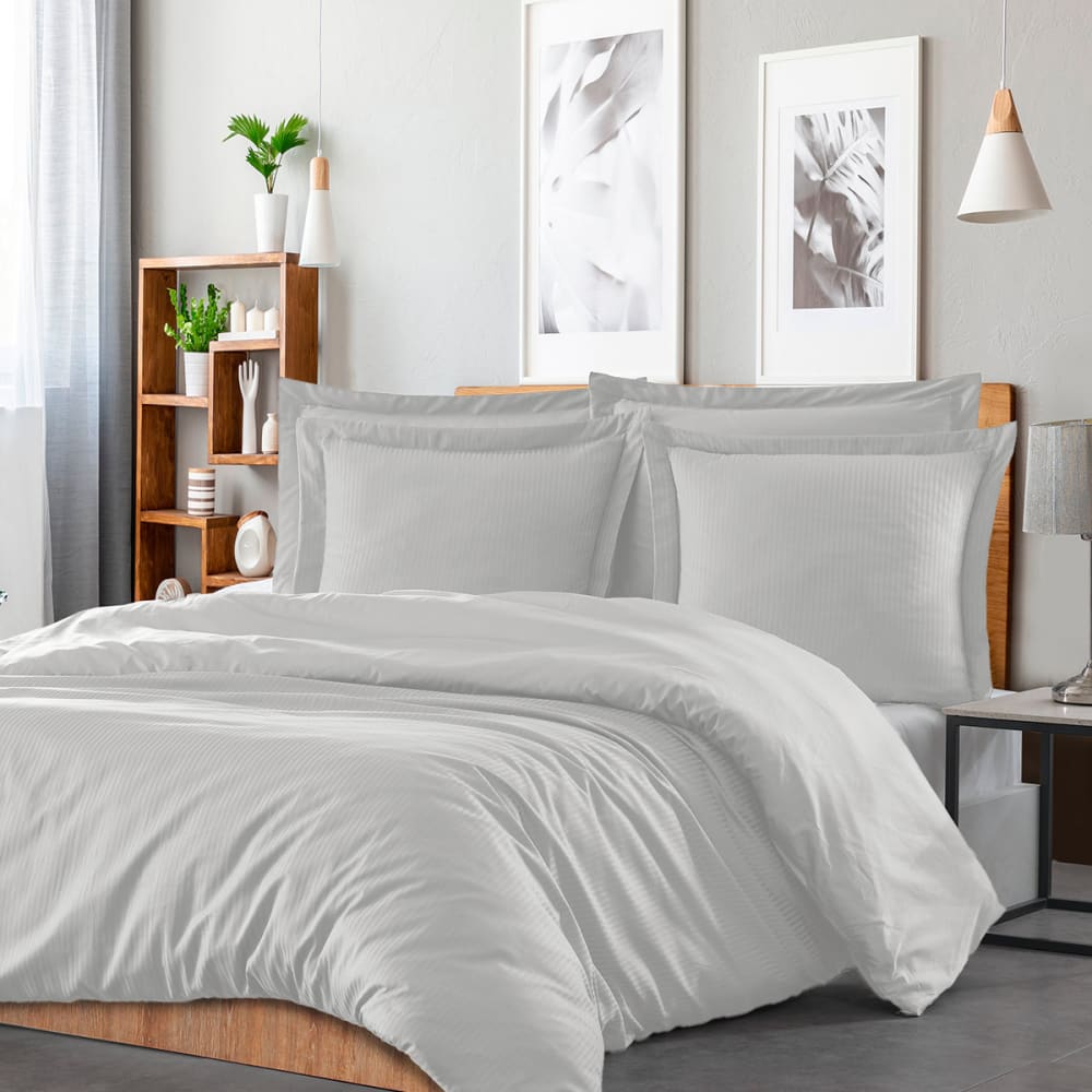 Housse de couette rayée réversible en satin blanc 260x240 cm — vue 3