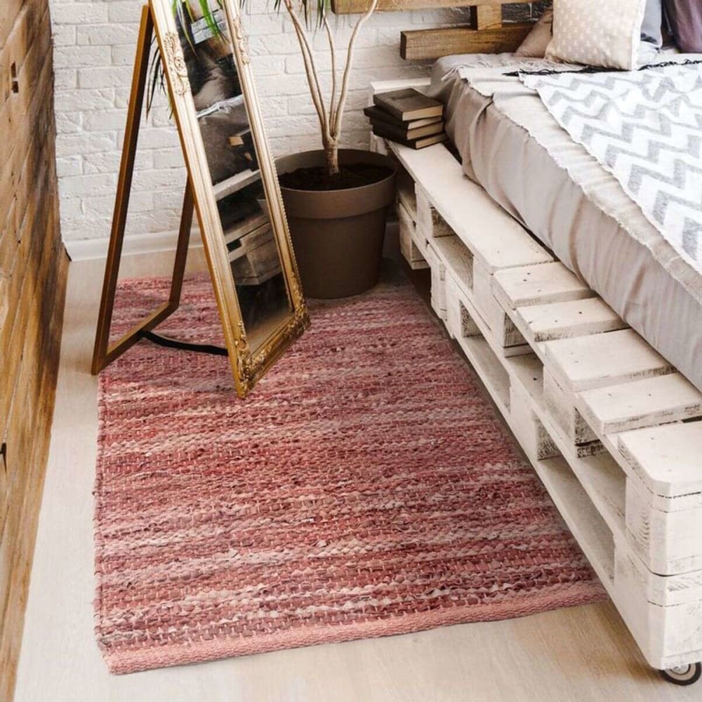 Tapis en cuir tressé rose poudré 120x170 — vue 3