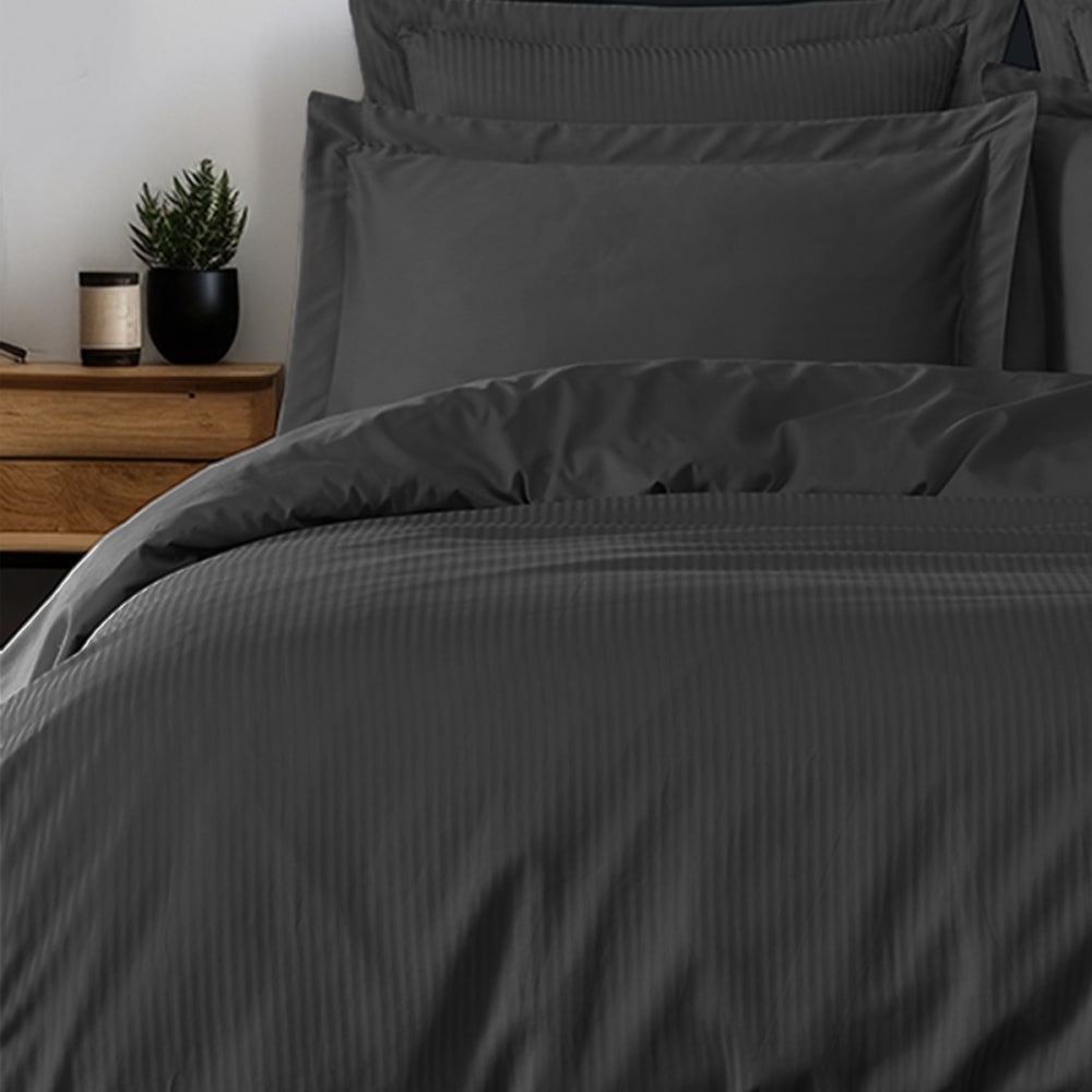 Sensei Maison Hhousse de couette rayée réversible satin de anthracite 140x200 cm style industriel Gris Certifié Oeko-Tex Coton