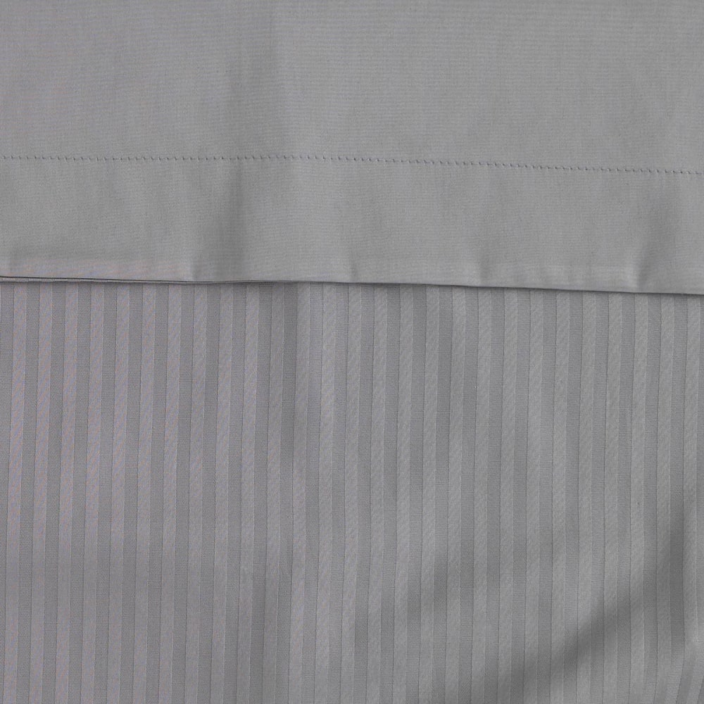 Housse de couette rayée réversible en satin gris acier 200x200 cm — vue 4