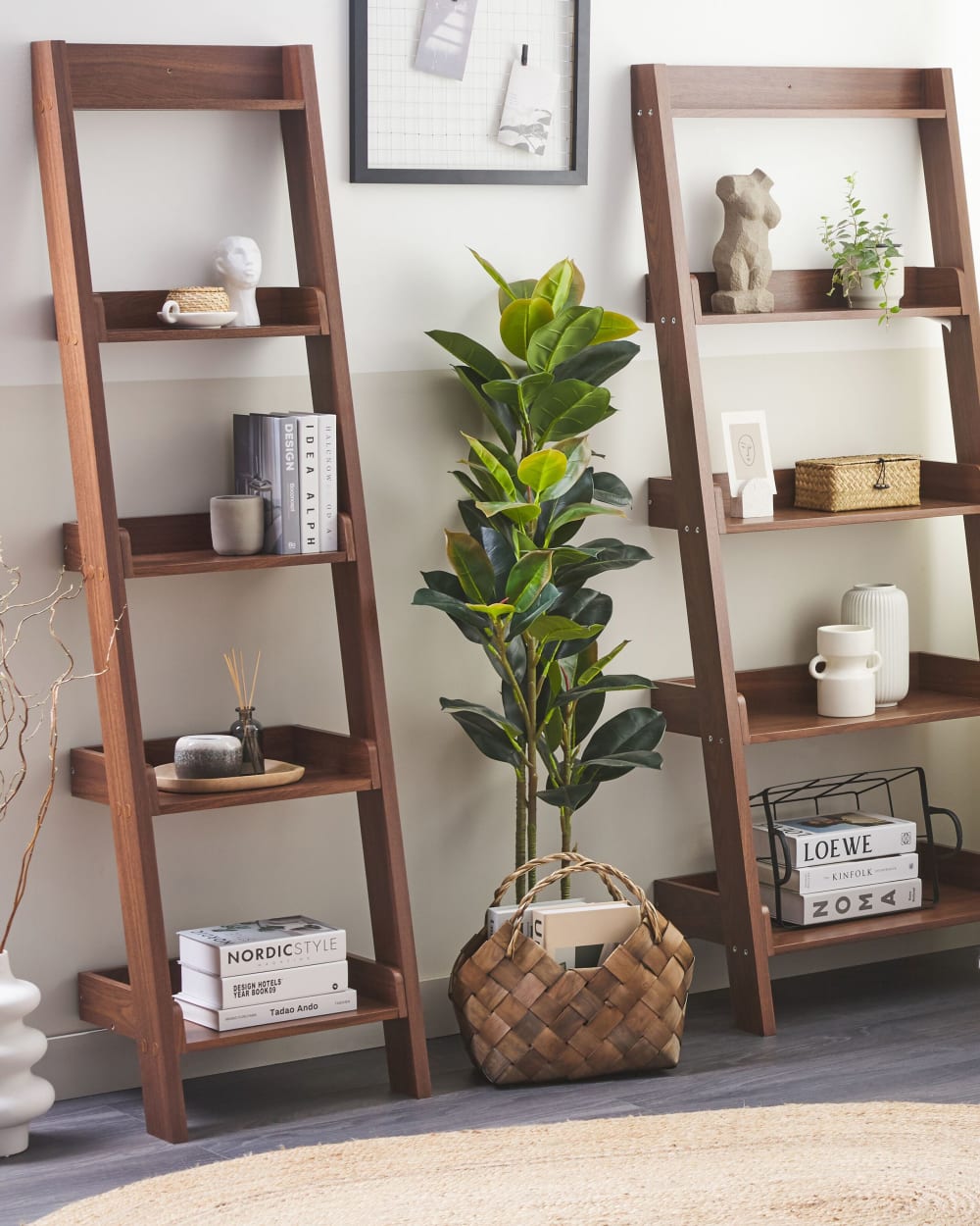 Étagères échelle en bois