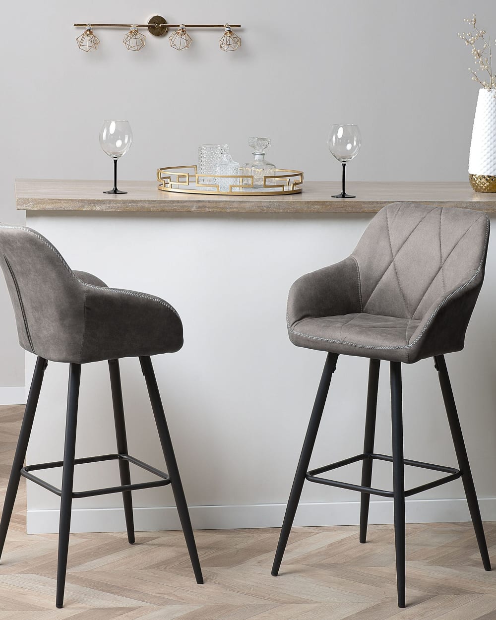 Set mit 2 Barstühlen aus Stoff, grau - Maisons Du Monde