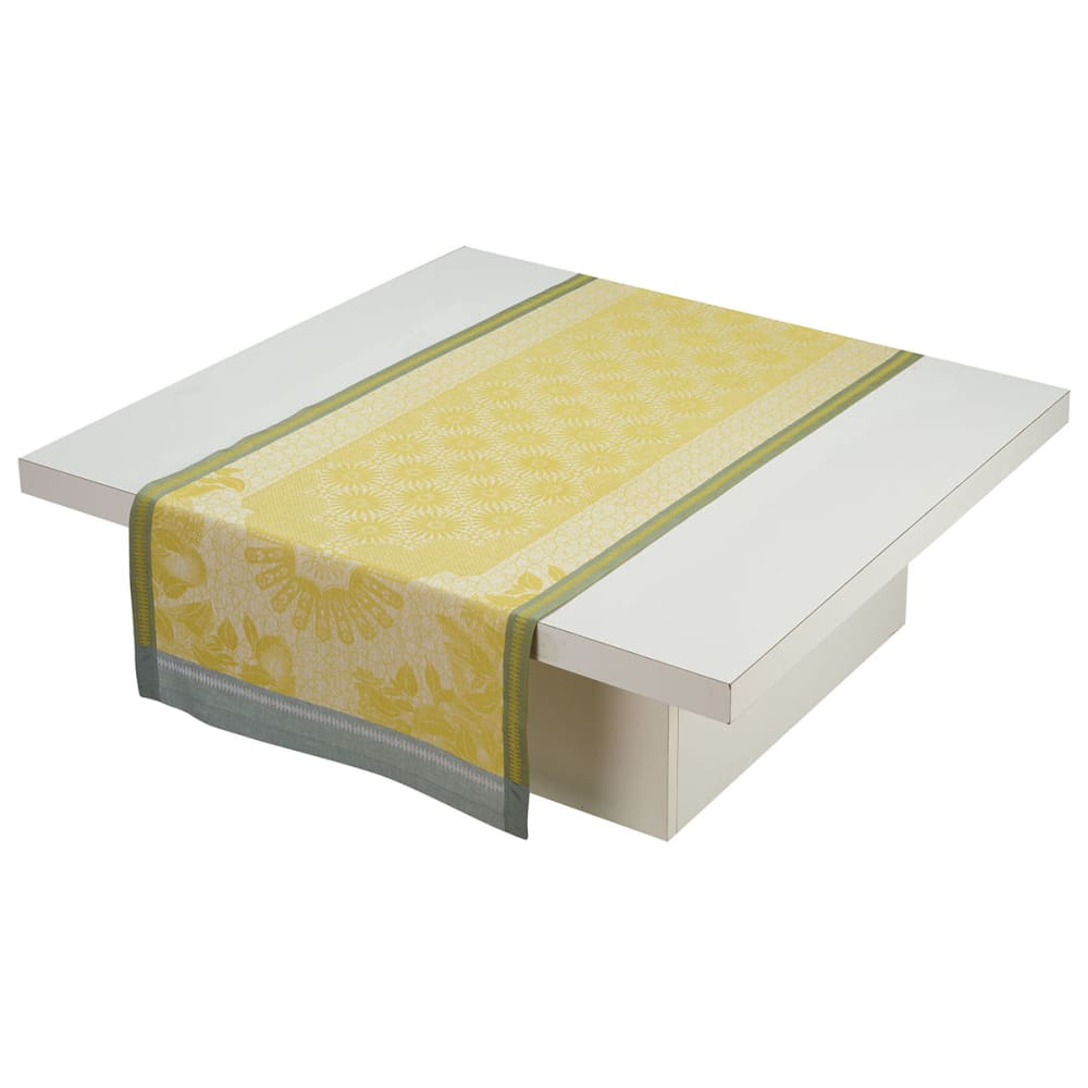 Chemin de table en lin cedrat 50 x 150 - Maisons du Monde