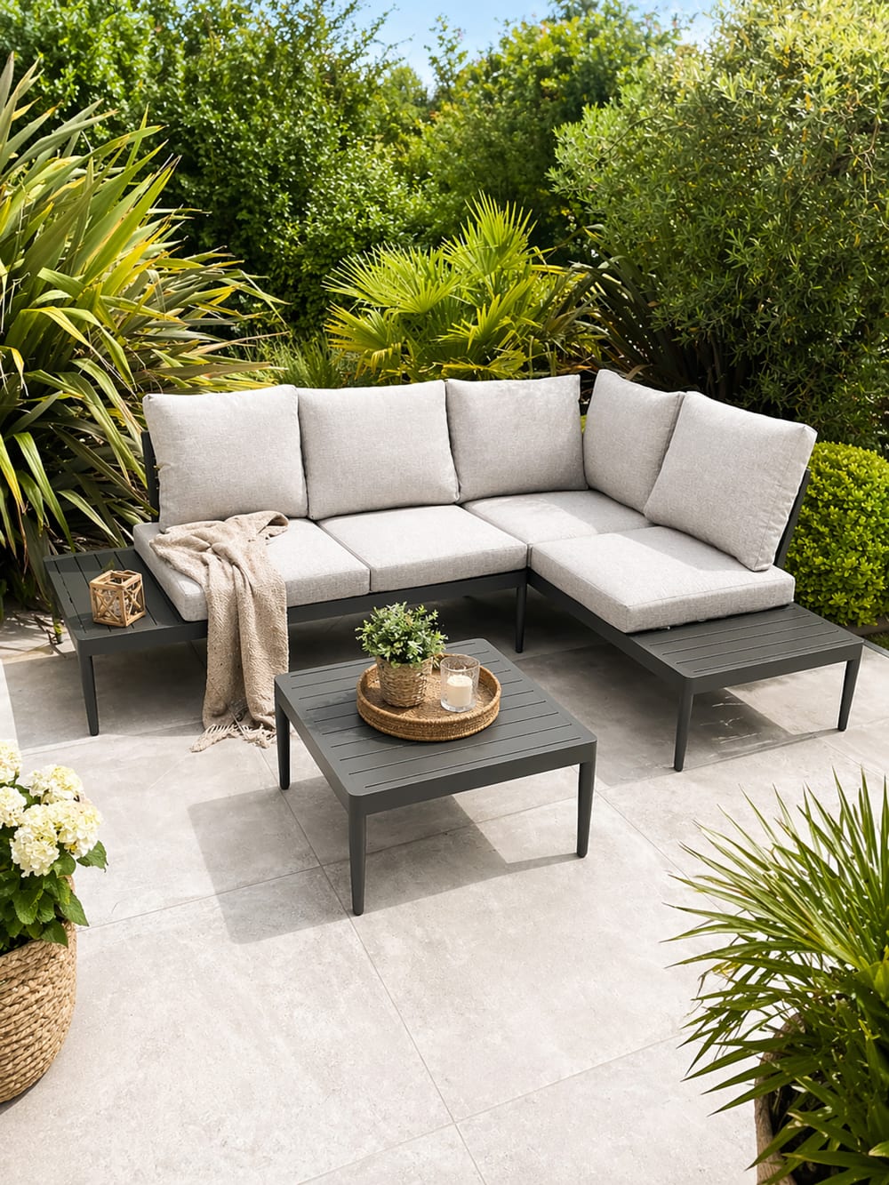 Salon de jardin d'angle 4 places en aluminium - Maisons du Monde